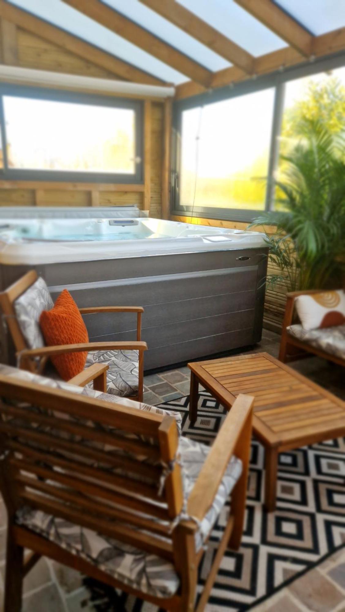 Duplex Vip Jacuzzi A 15Min De Disneyland Paris Et 1H De Paris Quincy-Voisins Esterno foto